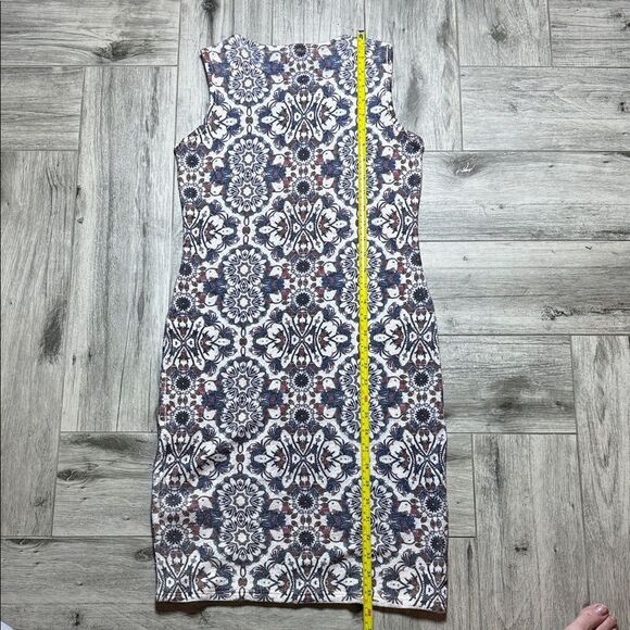 Gage Chic Sleeveless Dress - Picture 11 of 12